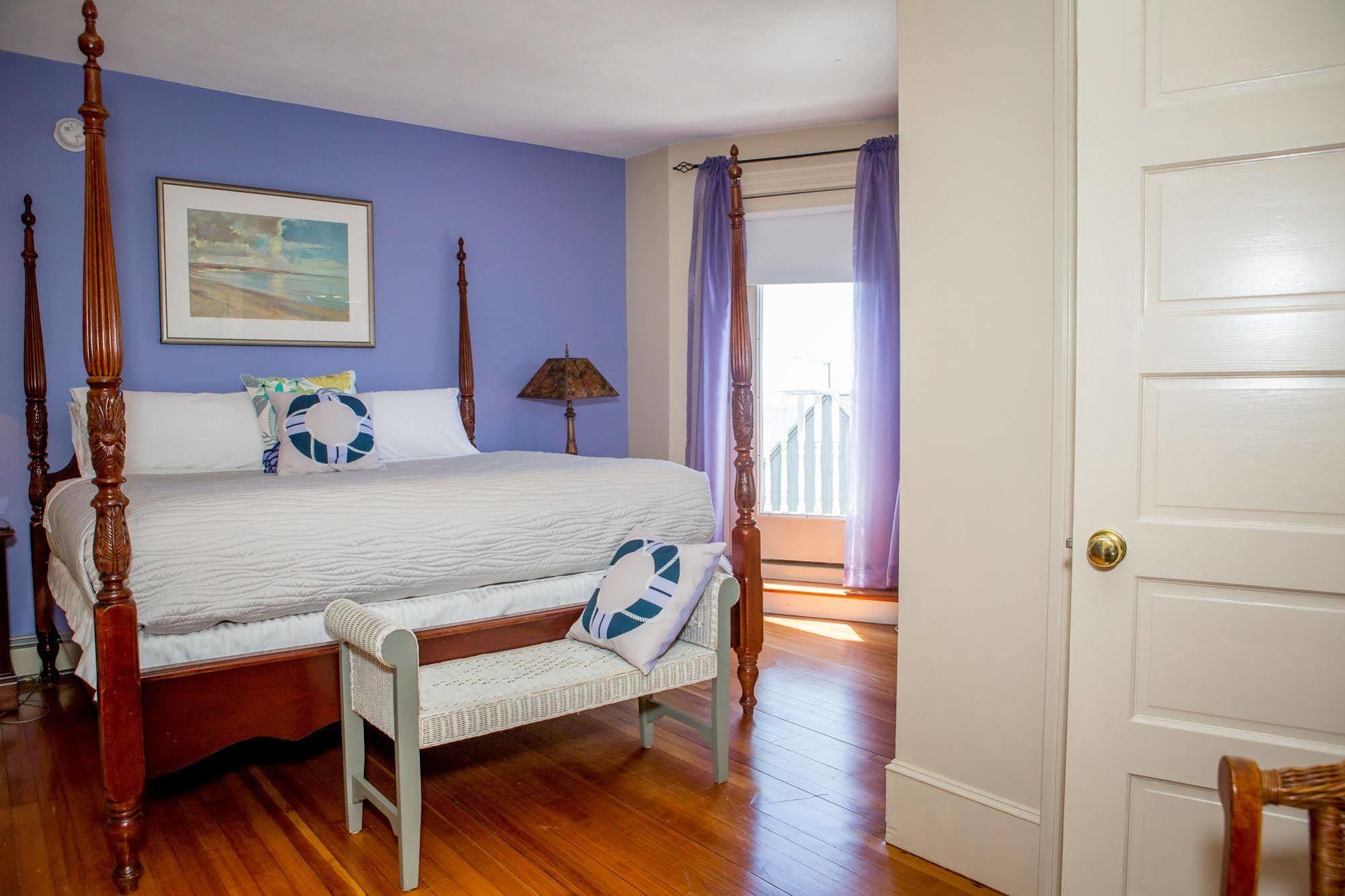 The Shore House Narragansett Exterior photo
